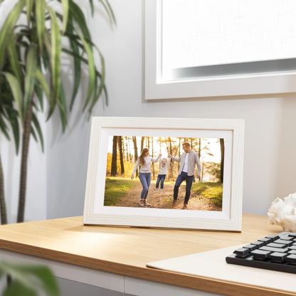 Connected Memories Digital Photo Frame